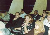 جانب من الحضور ويظهر في الصف الاول الناقد مصطفى عبد الوهاب