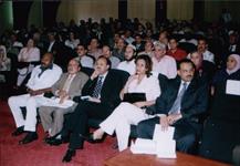 جانب منى الحضور ويهر في الصورة الدكتور الشميري والسيدة جميلة على رجاء والدكتور سيد عليوه استاذ العلوم السياسية والدكتور رفعت عبد الباسط استاذ علم الاجتماع ويظهر من خلفهم الشاعر الراحل شفيق سلوم