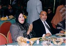 الشاعرة العمانية سعيدة خاطر