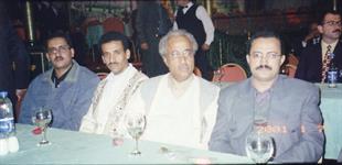 د سعيد عبد السلام الشرعبي وبعض الحضور