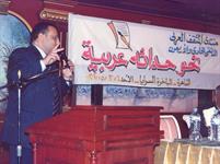 الدكتور الشميري يتحدث لجمهور المنتدى