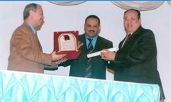 الدكتور حامد طاهر