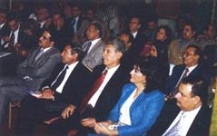 الروائية عائشة ابو النور