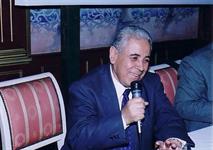 الشاعر عبد المنعم عواد يوسف