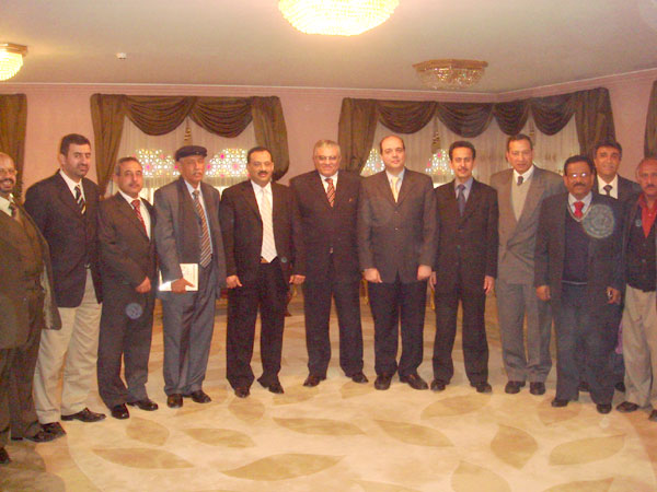 بحضور وزير الاوقاف ومحافظ تعز.. السفير يقيم حفل استقبال لوفد وزارة الشباب والرياضة